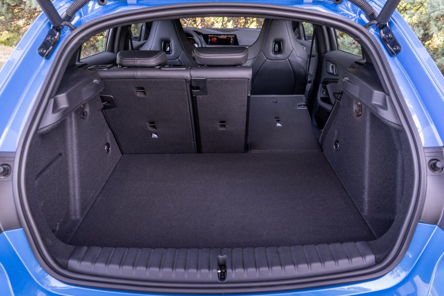 Багажник BMW 120d M Sport xDrive (F40) 2019 года  (WW) (фото 35 из 40)